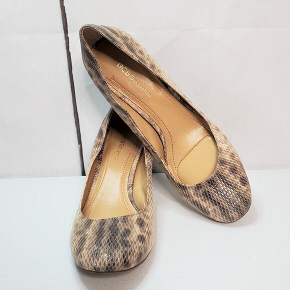 BCBGeneration Shoes - BCBGeneration Gumby Faux Snake Print Leather Pumps 8.5